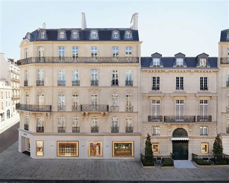 christian dior paris location|christian dior paris boutique.